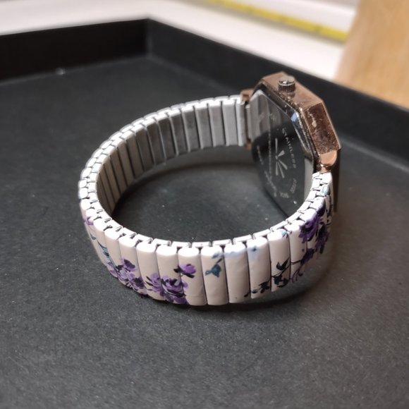 6 Inch Isaac Mizrahi Watch With Purple Floral Stretch Band - Picture 2 of 10